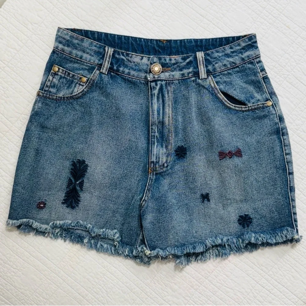 POL Denim Shorts - Picture 2 of 9